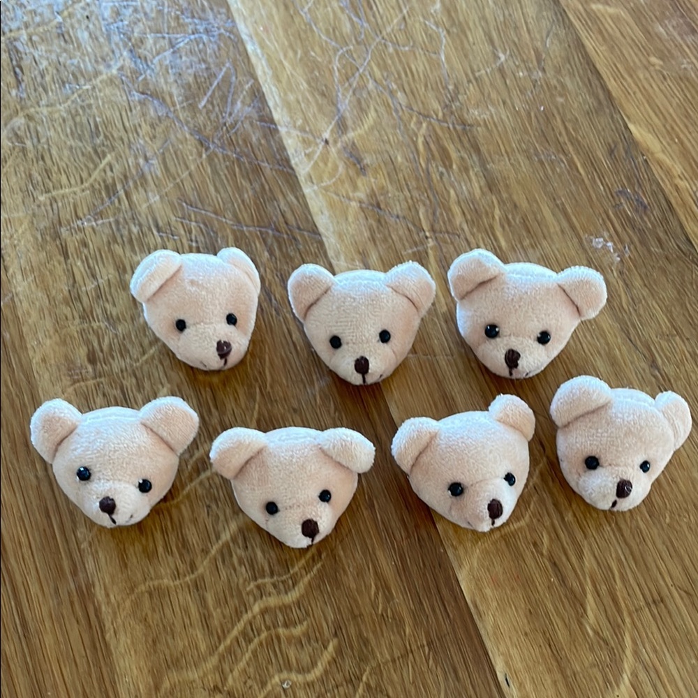 Sew on Bear head decorations